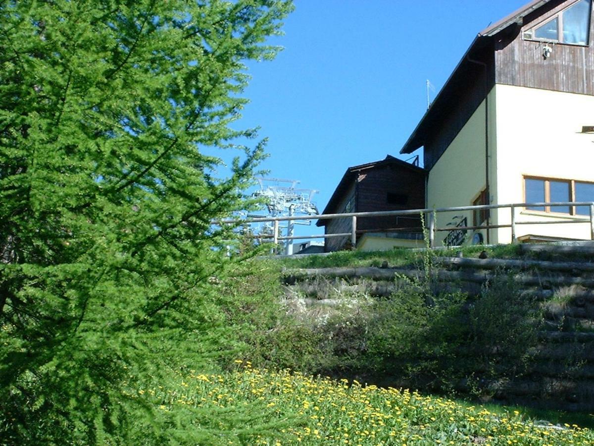 Il Capriolo Villa Oulx Eksteriør bilde